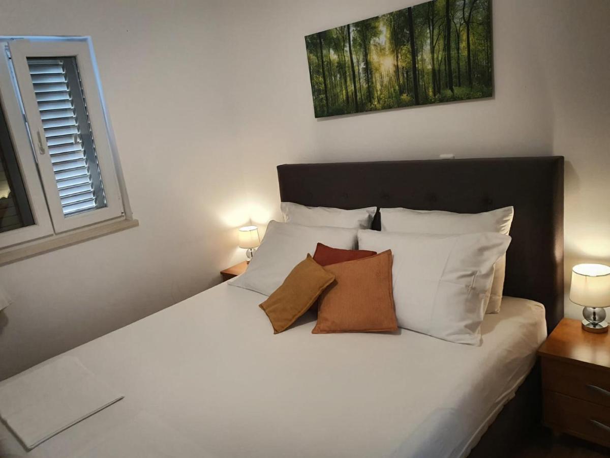 Apartments Villa Melita Dubrovnik Mlini Eksteriør bilde